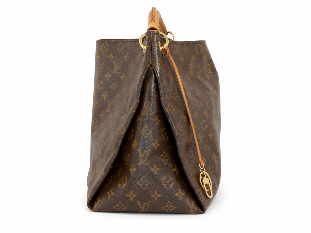 Louis Vuitton - Artsy MM monogram
